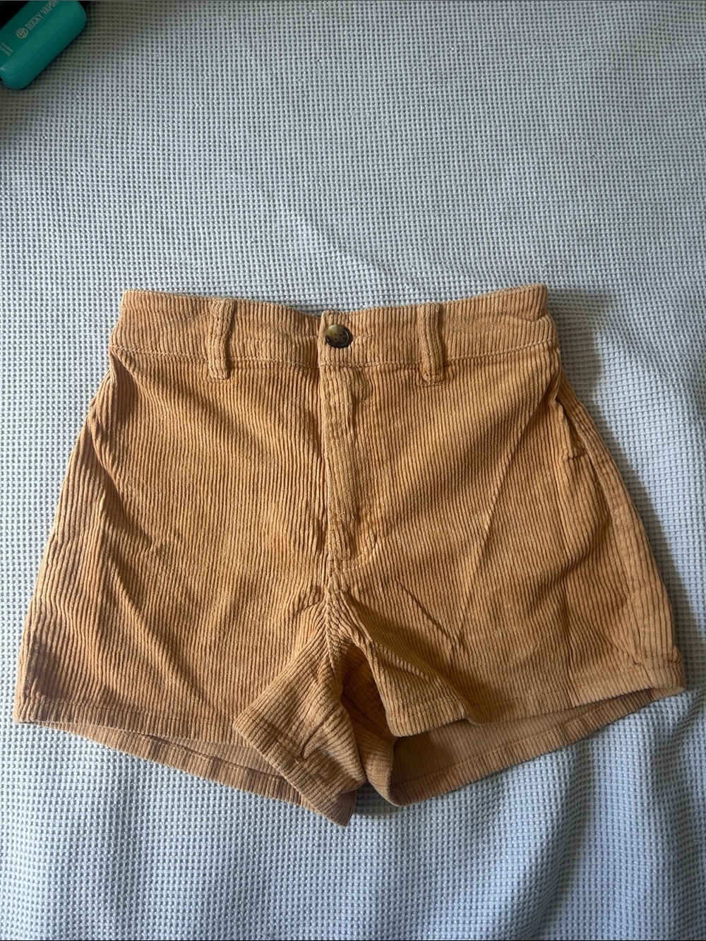 Billabong High-Waist Corduroy Shorts in Camel